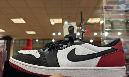 Jordan 1 Low Black Toe Pre-Owned