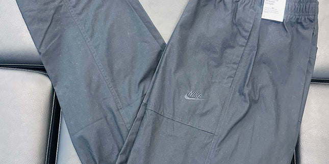 Nike loose Fit Tapper