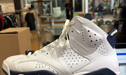Jordan 6 Midnight Navy (2022) Pre Owned
