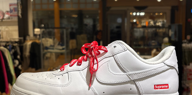 Nike Air Force 1 Supreme White Pre Owned