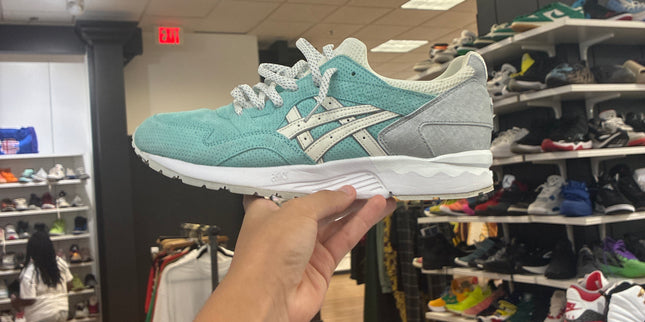 ASICS Gel-Lyte V Diamond Supply Co Pre-Owned