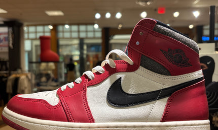 Jordan 1 High Chicago Lost and Found Pre Owned