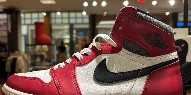 Jordan 1 High Chicago Lost and Found Pre Owned