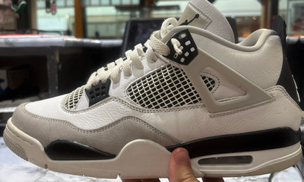 Jordan 4 Military Black Pre-Owned
