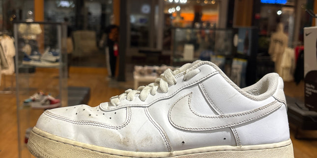 Nike Air Force 1 White Pre-Owned