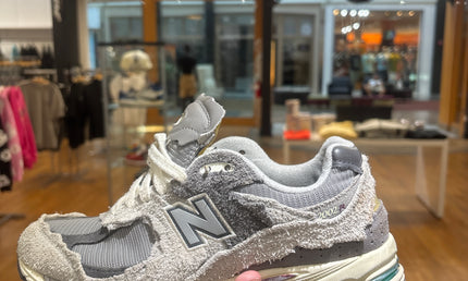 New Balance 2002R Protection pack rain cloud Pre-Owned