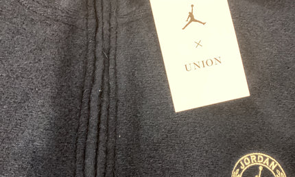 Jordan x union nave blue sweater