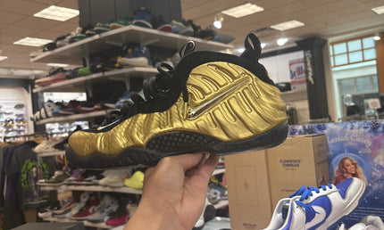 Nike Air Foamposite Pro Metallic Gold pre owned