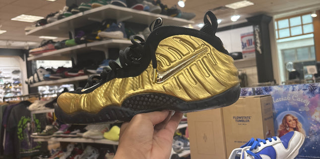 Nike Air Foamposite Pro Metallic Gold pre owned