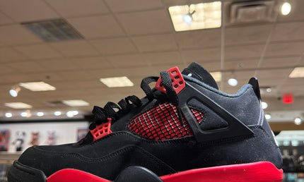 Jordan 4 Red Thunder Pre Owned No Box