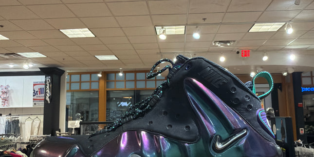 Nike Barkley Posite Max Eggplant Pre Owned No Insoles/Box