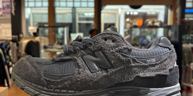 New Balance 2002R Protection Pack Phantom Pre Owned No Box