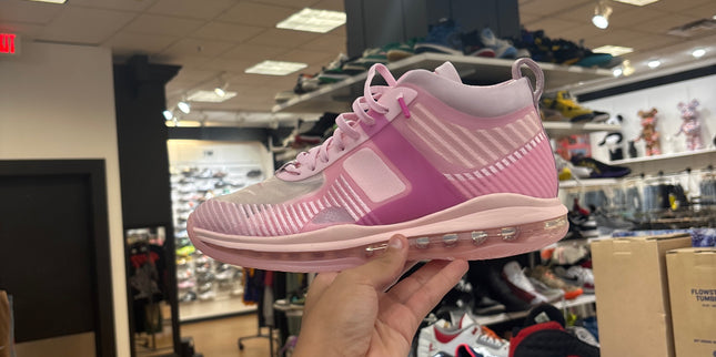 Nike LeBron Icon John Elliott Tulip Pink pre owned