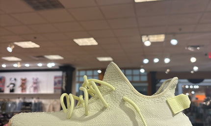 Adidas Yeezy 350 v2 Butter Pre Owned