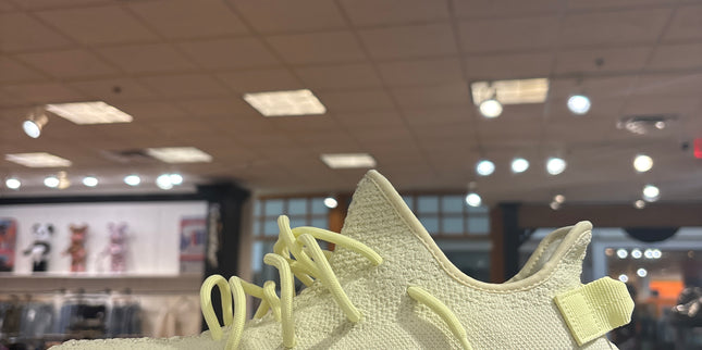 Adidas Yeezy 350 v2 Butter Pre Owned