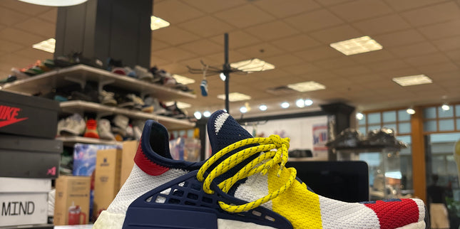 adidas NMD Hu
Pharrell × Billionaire Boys Club (Pre owned)
