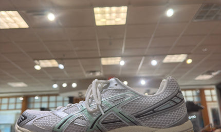 ASICS Gel-1130 W White Mint Pre Owned No Box
