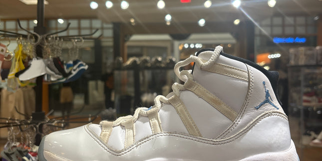 Jordan 11 Legend Blue GS Pre Owned