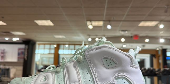 Nike Air More Uptempo Barley Green W Pre Owned