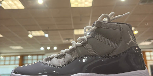 Jordan 11 Cool Grey Pre Owned No Box