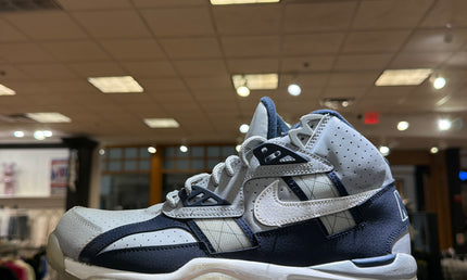 Nike Air Trainer SC Georgetown Pre Owned No Insoles/Box
