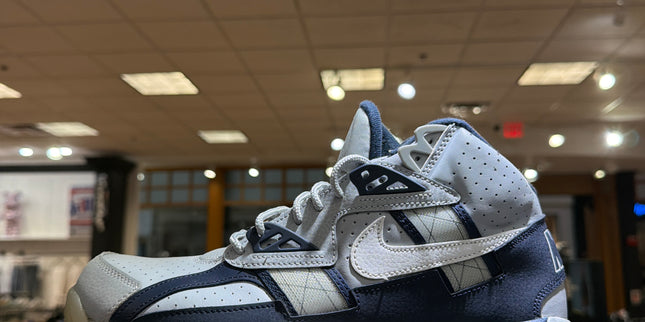 Nike Air Trainer SC Georgetown Pre Owned No Insoles/Box