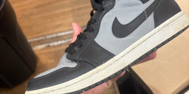 Jordan 1 Mid Shadow Red Pre-Owned
