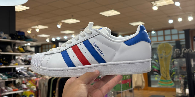 adidas Superstar pre owned