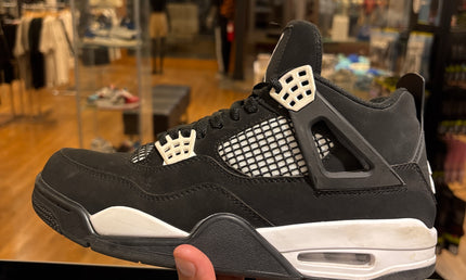 Jordan 4 White Thunder Pre-Owned