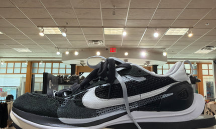 Nike Vaporwaffle Sacai Black White Pre Owned No Box