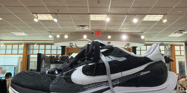 Nike Vaporwaffle Sacai Black White Pre Owned No Box