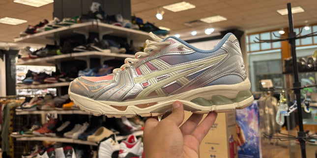 ASICS Gel-1130 Pre-Owned (NO BOX)