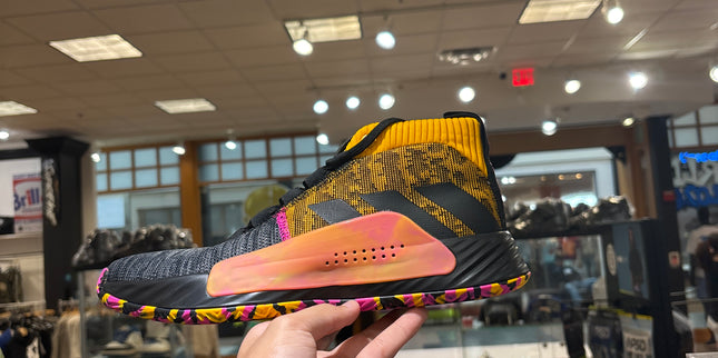 adidas Dame 5 pre owned
