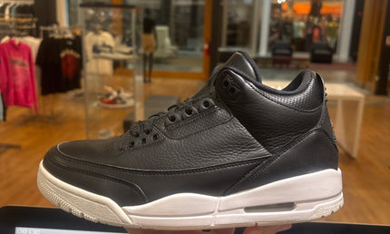 Jordan 3 Cyber Monday Pre-Owned