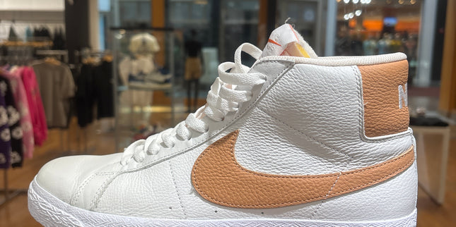 Nike Blazer Mid Summit White Phantom Pre-Owned