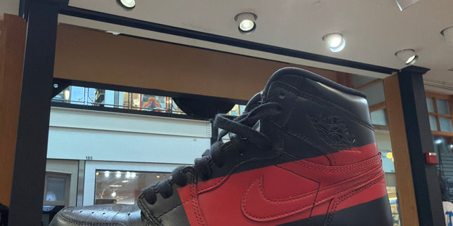 Jordan 1 High Defiant Couture Pre Owned