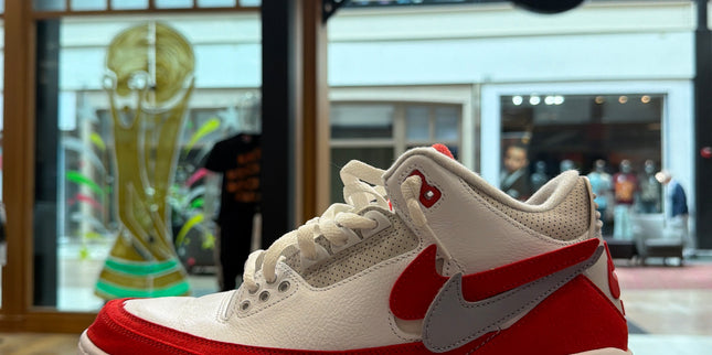 Jordan 3 Tinker White University Red Pre Owned