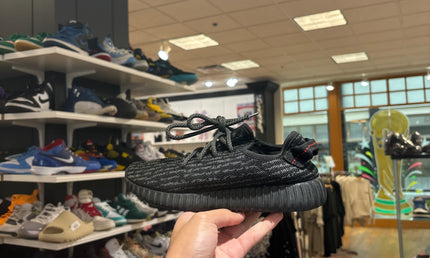 adidas Yeezy Boost 350 Pirate Black pre owned