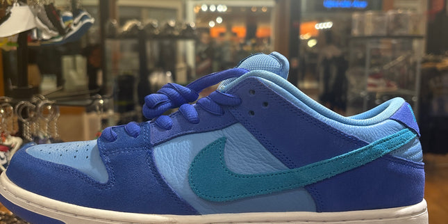 Nike SB Dunk Low Blue Raspberry Pre Owned