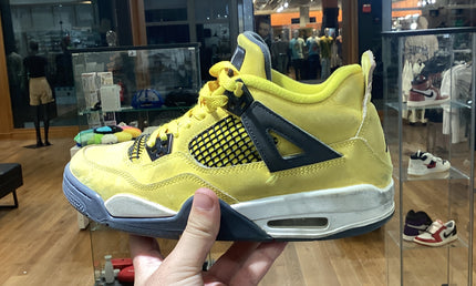 Jordan 4 lighting Pre-Owned