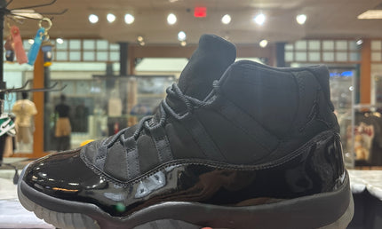 Jordan 11 Cap & Gown Pre-Owned
