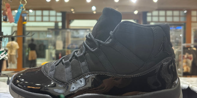 Jordan 11 Cap & Gown Pre-Owned
