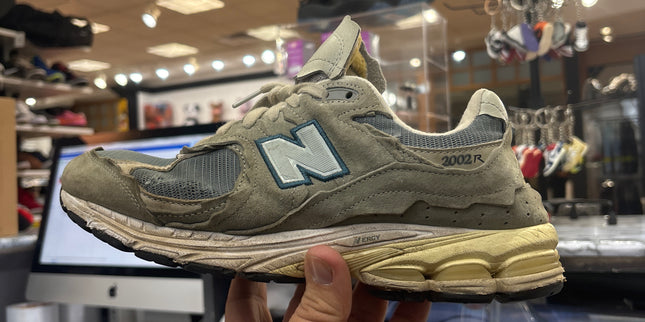 New Balance 2002R Protection Pack Mirage Grey pre owned No Box