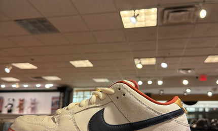 Nike SB Dunk Low Hennessy Pre Owned