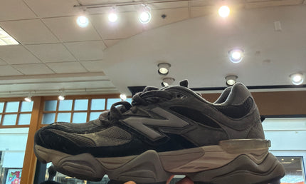 New Balance 9060 Castlerock Grey Pre Owned No Box