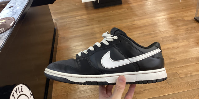 Nike Dunk Low Black White Pre-Owned