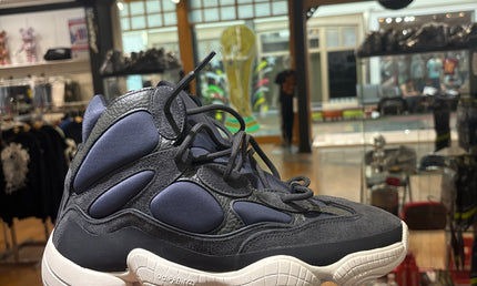 adidas Yeezy 500 High pre owned