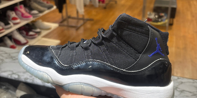 Jordan 11 Space Jam GS Pre-Owned