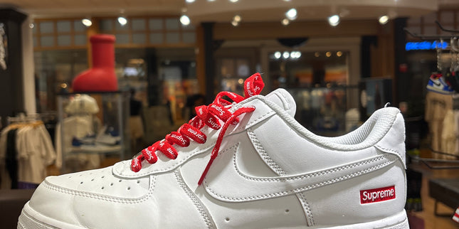 Nike Air Force 1 Low Supreme White Pre Owned No Box