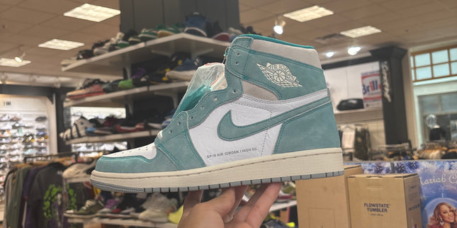 Jordan 1 Retro High Turbo Green pre owned